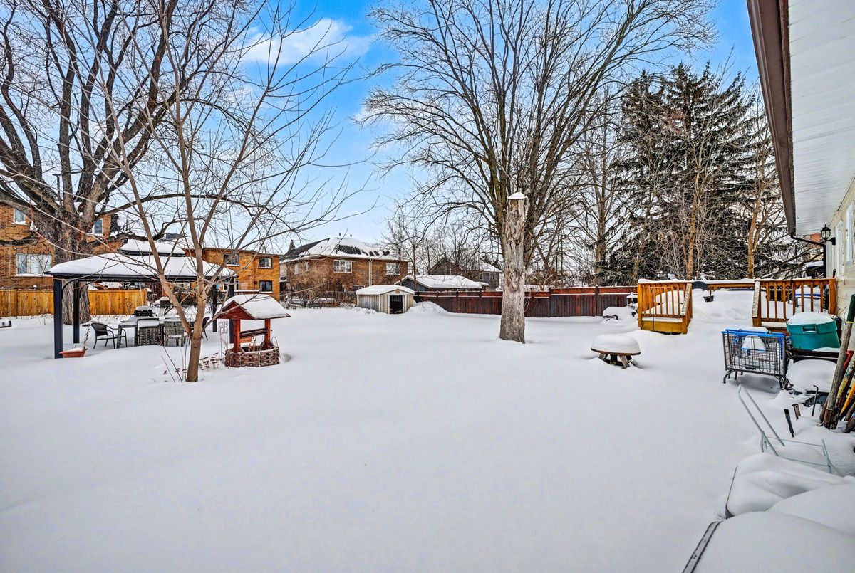 1069 Roosevelt Road Mississauga 1069 Roosevelt Road Mississauga