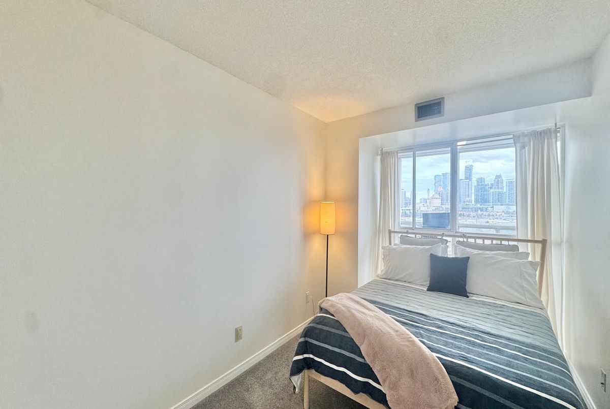 4460 Tucana Court Mississauga 4460 Tucana Court Mississauga