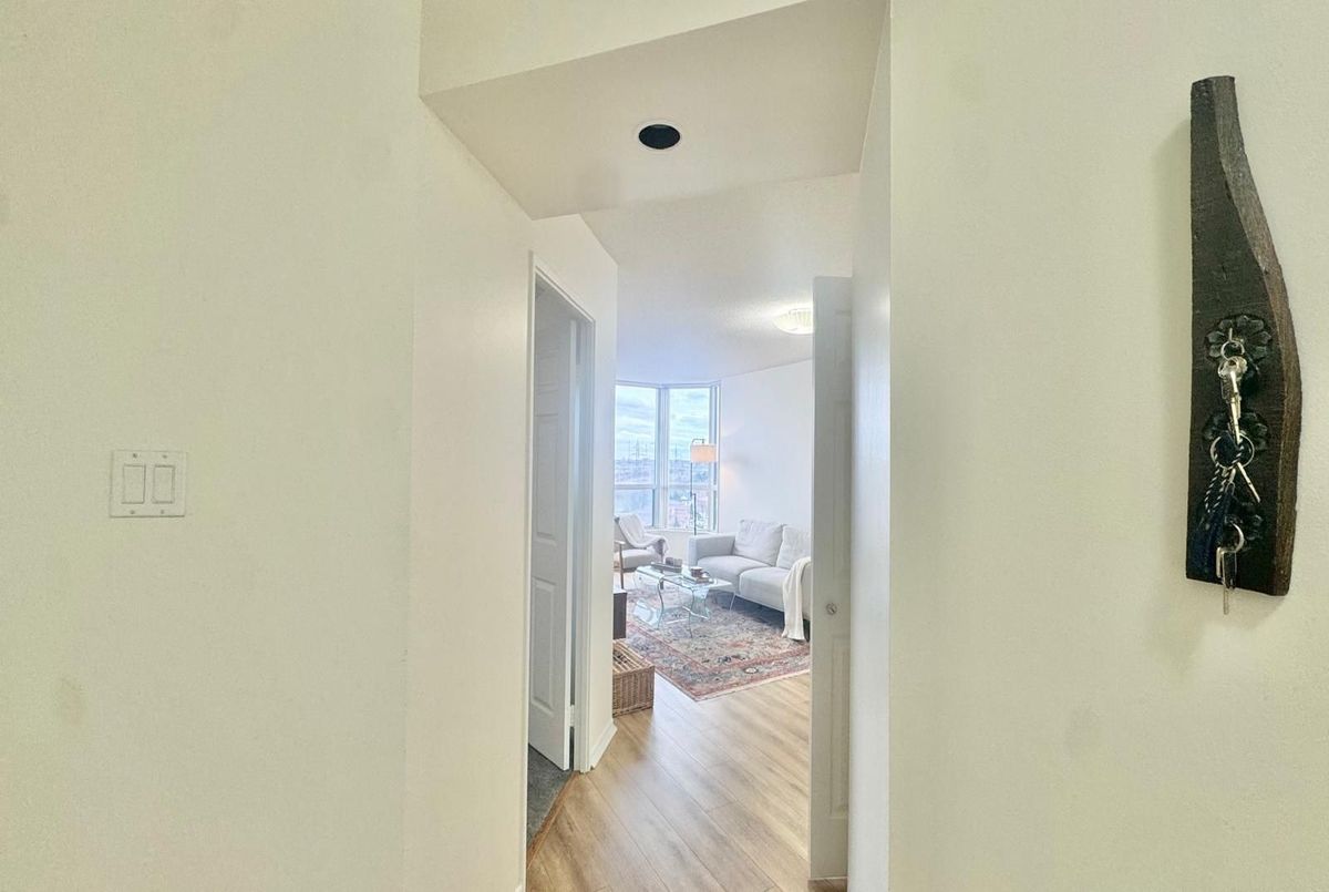 4460 Tucana Court Mississauga 4460 Tucana Court Mississauga