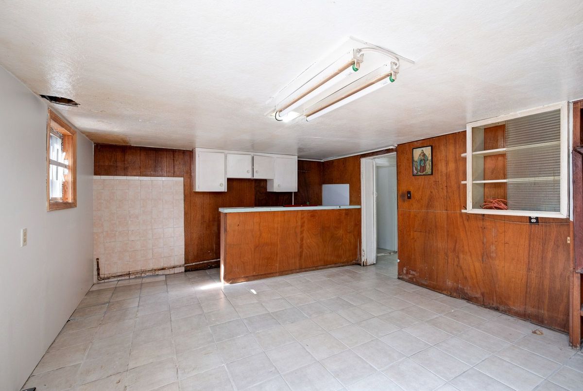 365 WHITMORE Avenue Toronto 365 WHITMORE Avenue Toronto