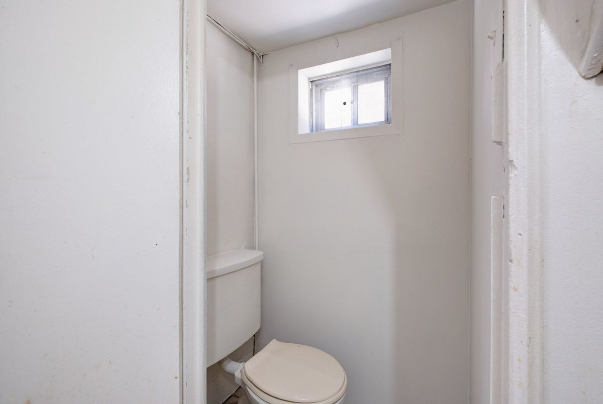 365 WHITMORE Avenue Toronto 365 WHITMORE Avenue Toronto