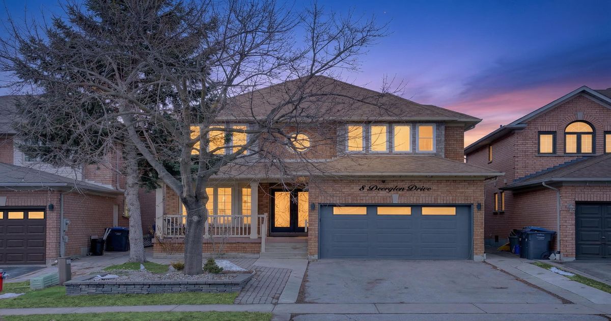 8 Deerglen Drive Brampton