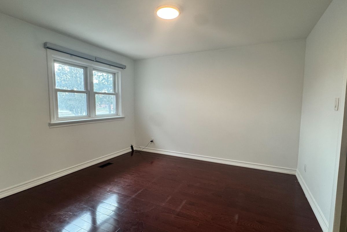 28 Eringate Drive Toronto 28 Eringate Drive Toronto