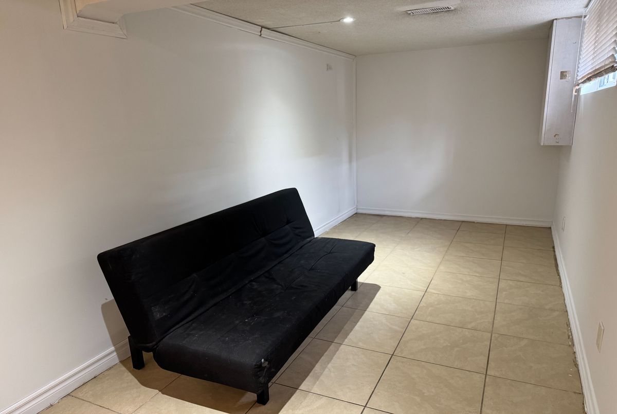 28 Eringate Drive Toronto 28 Eringate Drive Toronto