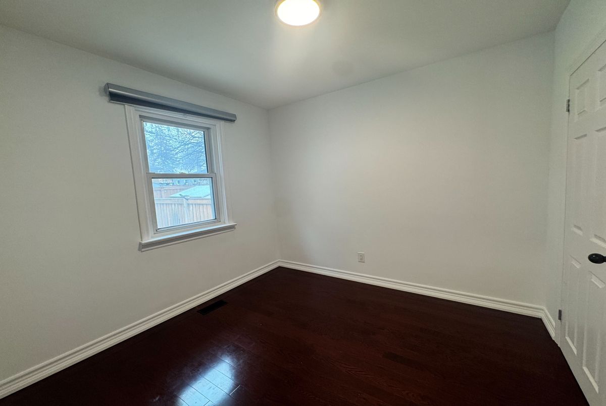 28 Eringate Drive Toronto 28 Eringate Drive Toronto