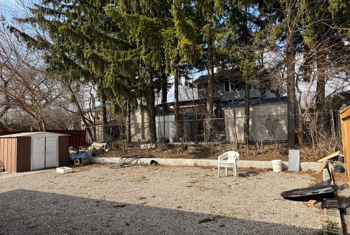 28 Eringate Drive Toronto 28 Eringate Drive Toronto