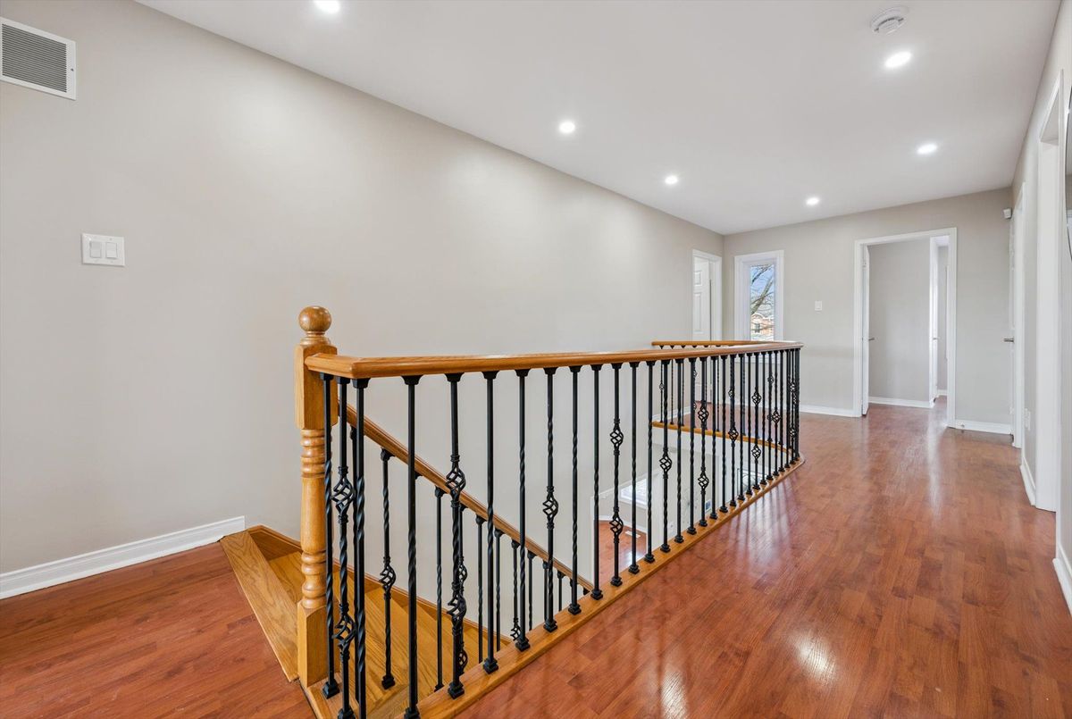 868 Bramble Court Mississauga 868 Bramble Court Mississauga