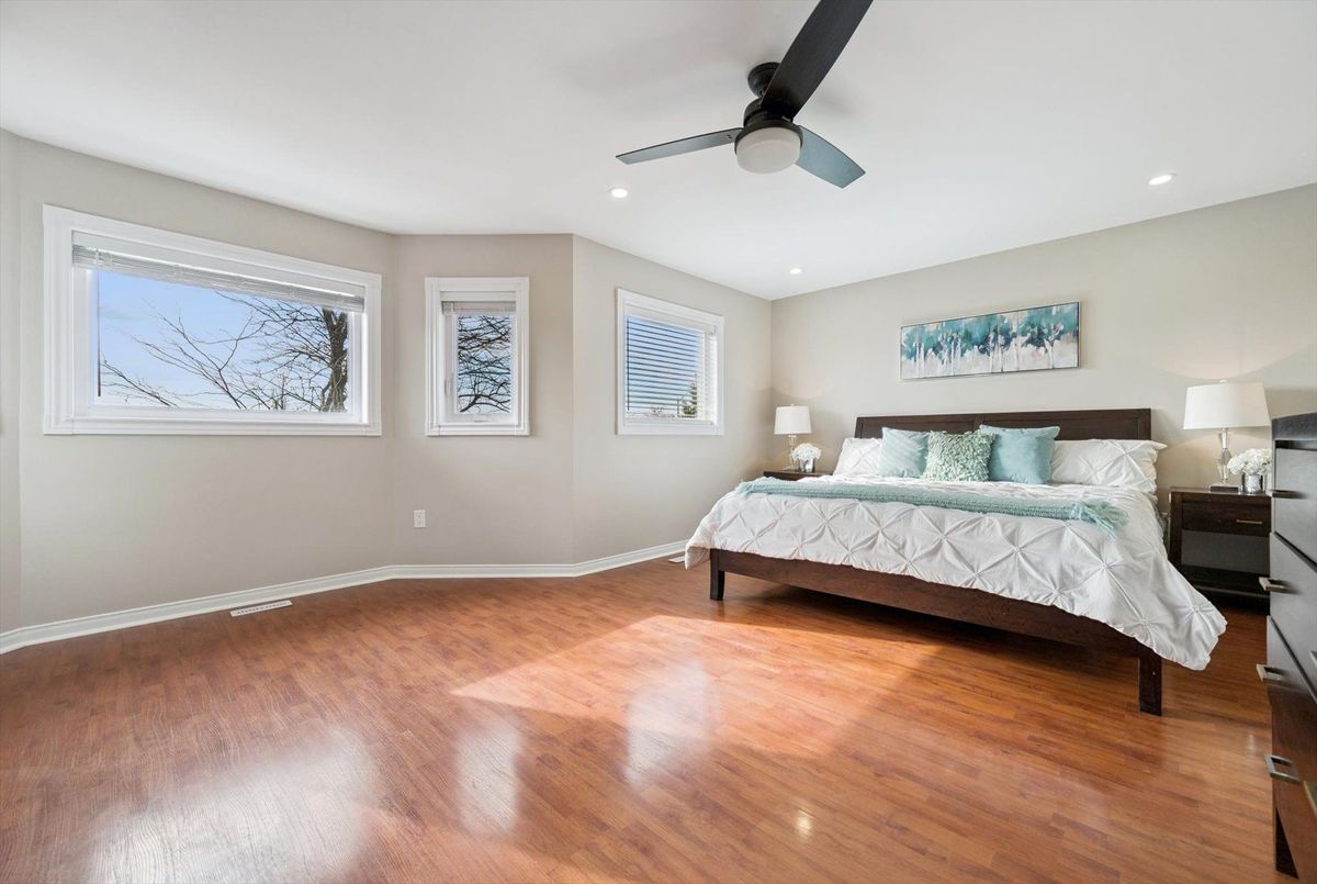 868 Bramble Court Mississauga 868 Bramble Court Mississauga