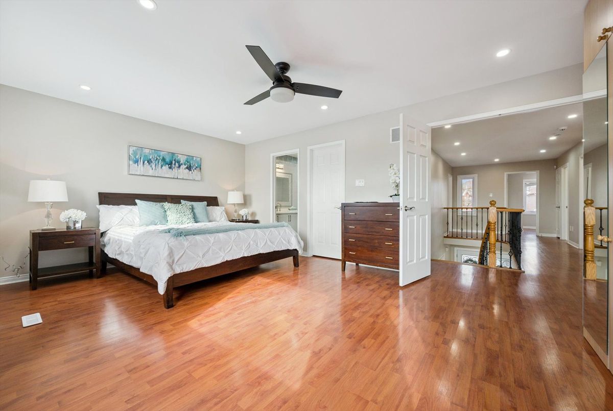 868 Bramble Court Mississauga 868 Bramble Court Mississauga