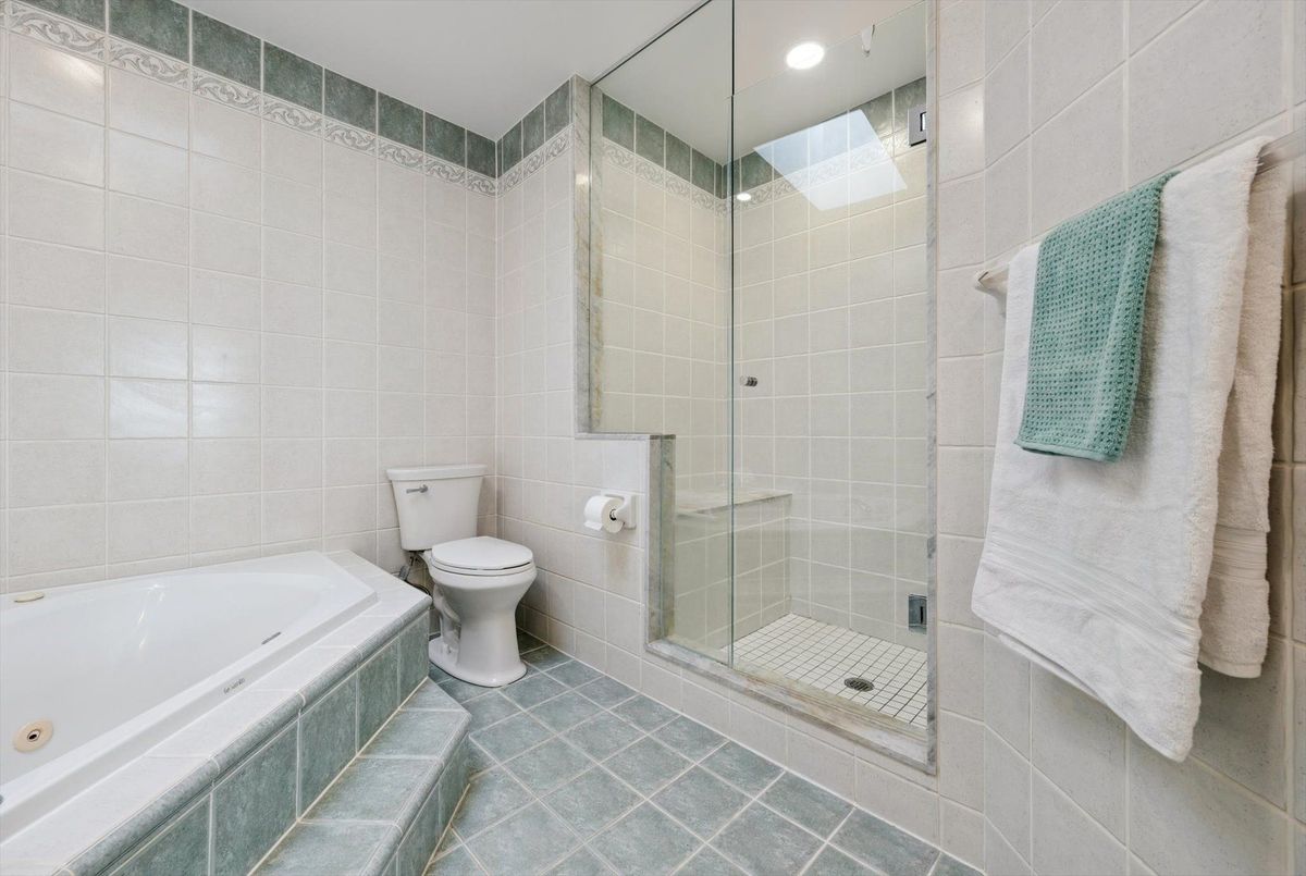 868 Bramble Court Mississauga 868 Bramble Court Mississauga