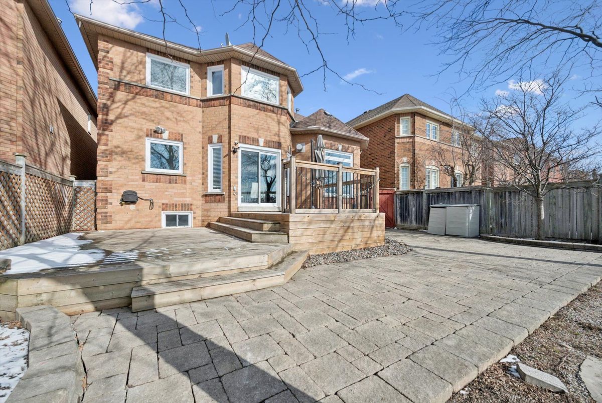 868 Bramble Court Mississauga 868 Bramble Court Mississauga