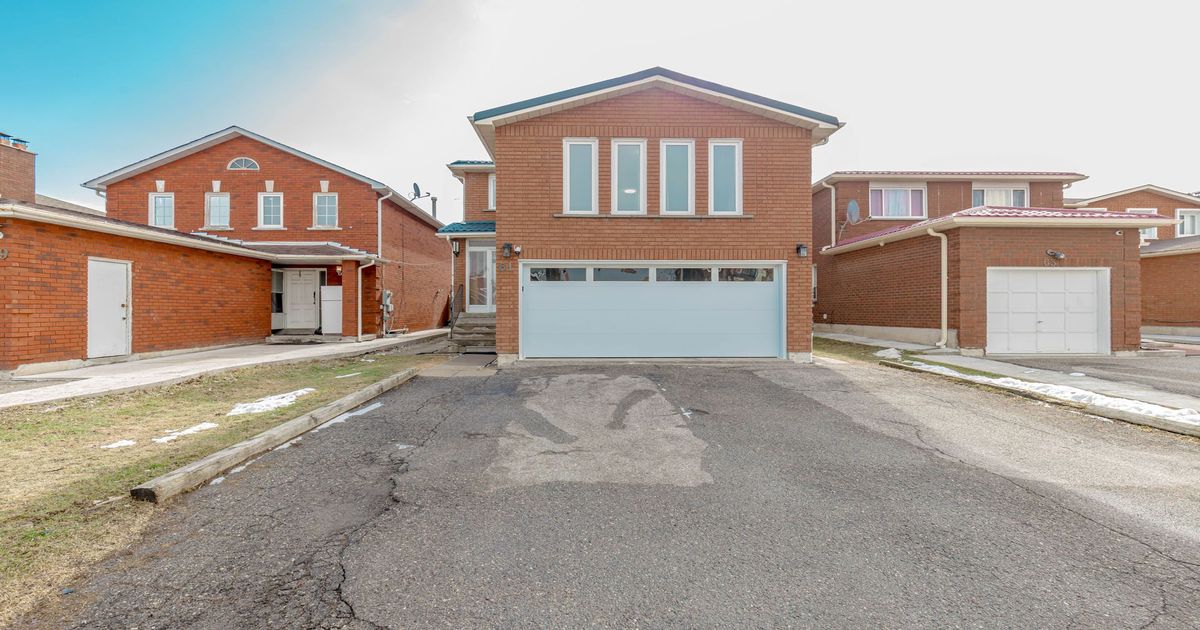 61 Kingknoll Drive Brampton