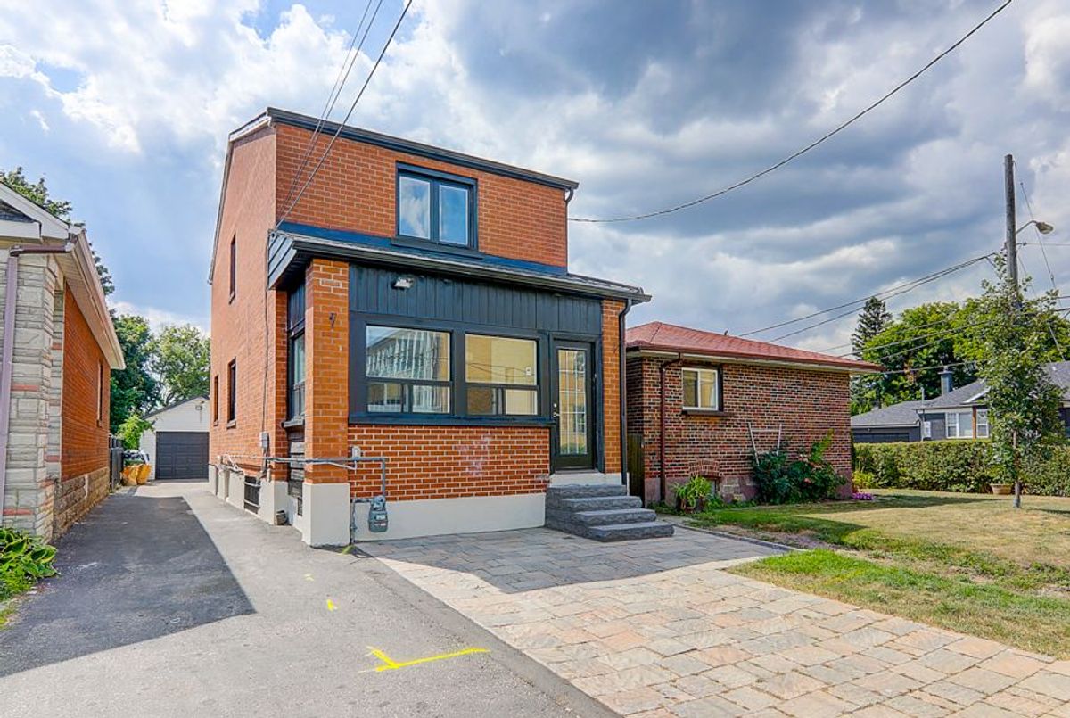 56 Bicknell Avenue Toronto 56 Bicknell Avenue Toronto