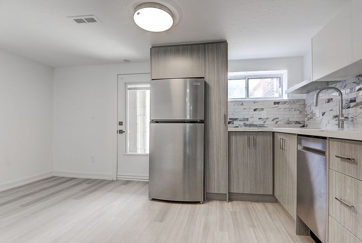 56 Bicknell Avenue Toronto 56 Bicknell Avenue Toronto