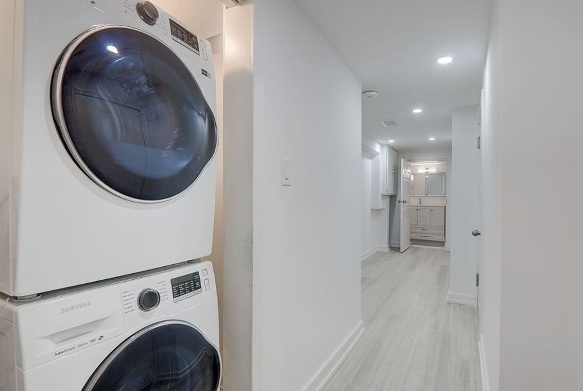 56 Bicknell Avenue Toronto 56 Bicknell Avenue Toronto