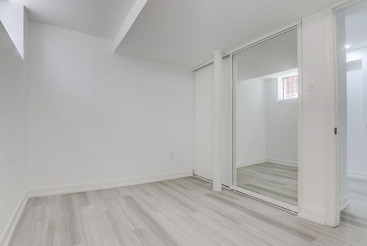 56 Bicknell Avenue Toronto 56 Bicknell Avenue Toronto