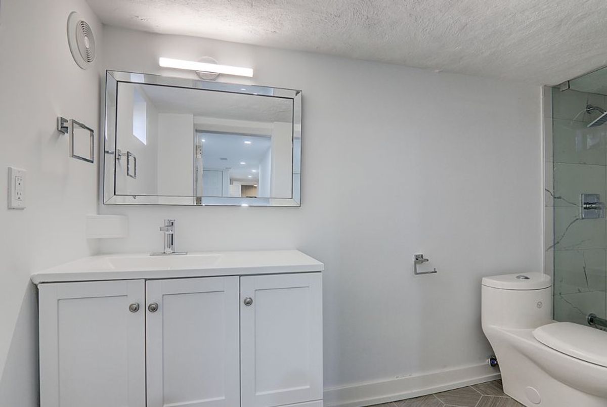 56 Bicknell Avenue Toronto 56 Bicknell Avenue Toronto