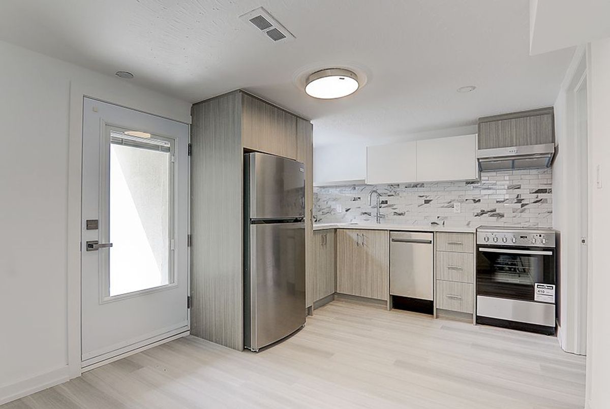 56 Bicknell Avenue Toronto 56 Bicknell Avenue Toronto