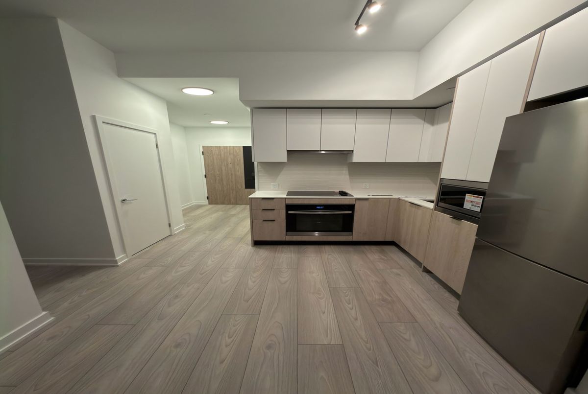 1007 Queensway Street Toronto 1007 Queensway Street Toronto