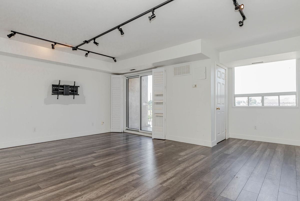 32 Tannery Street Mississauga 32 Tannery Street Mississauga