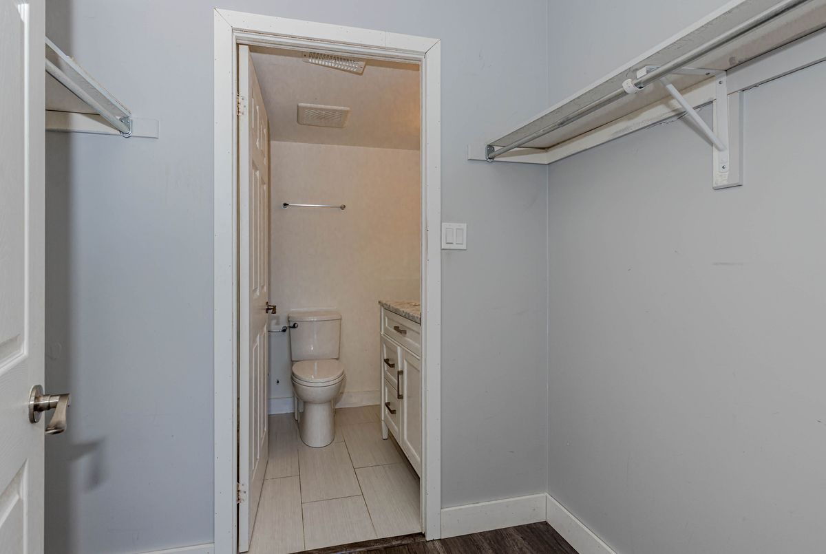 32 Tannery Street Mississauga 32 Tannery Street Mississauga