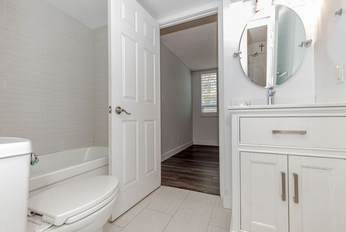 32 Tannery Street Mississauga 32 Tannery Street Mississauga