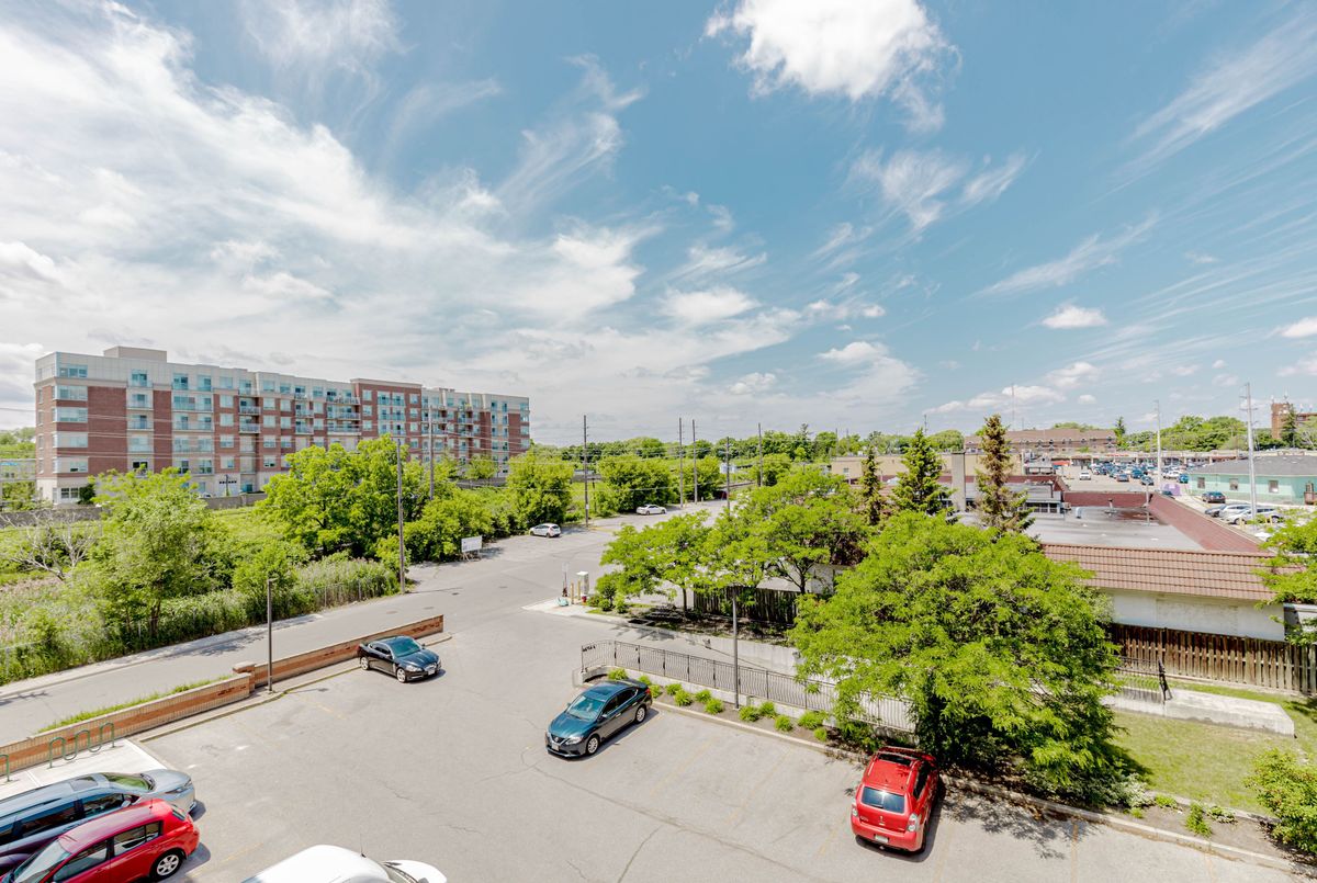 32 Tannery Street Mississauga 32 Tannery Street Mississauga