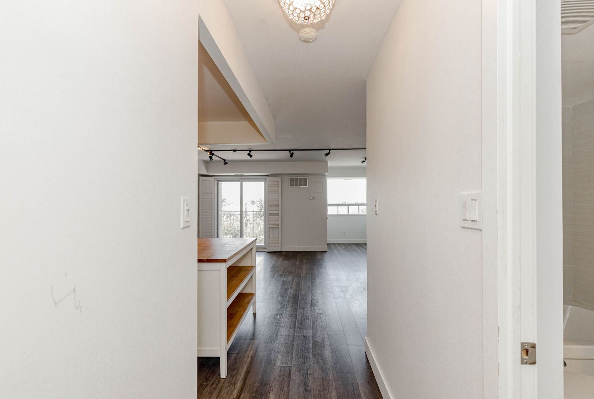 32 Tannery Street Mississauga 32 Tannery Street Mississauga