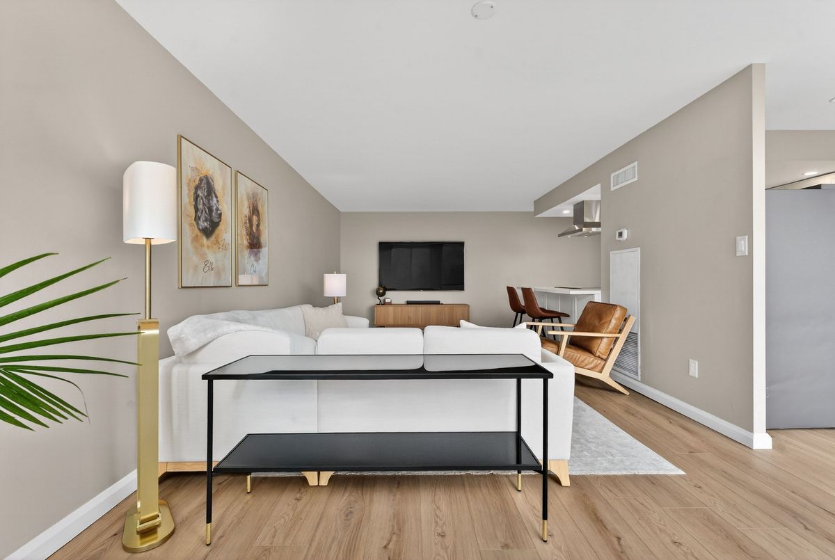 350 Webb Drive Mississauga 350 Webb Drive Mississauga