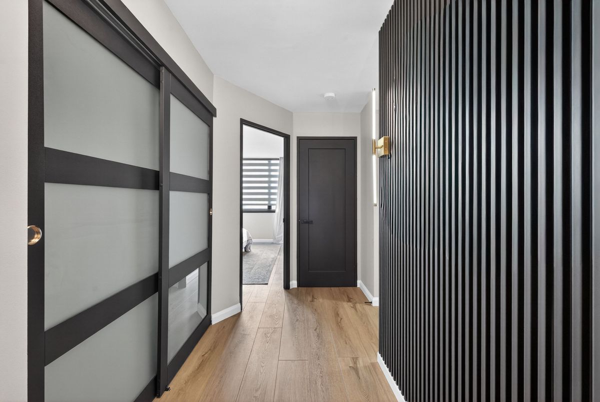 350 Webb Drive Mississauga 350 Webb Drive Mississauga