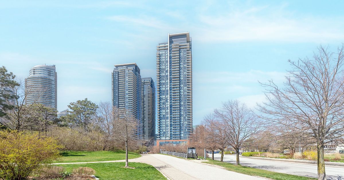 2200 Lakeshore Boulevard W Toronto
