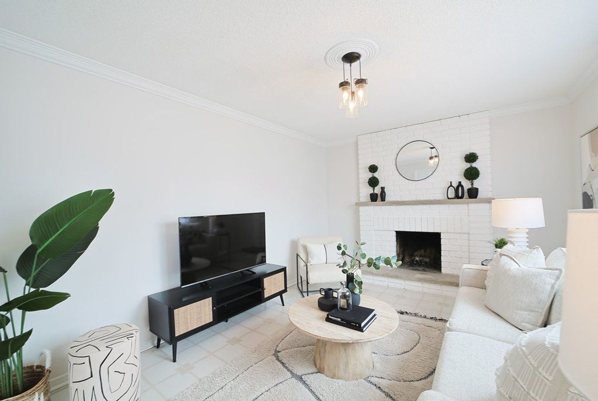 411 The Thicket N/A Mississauga 411 The Thicket N/A Mississauga