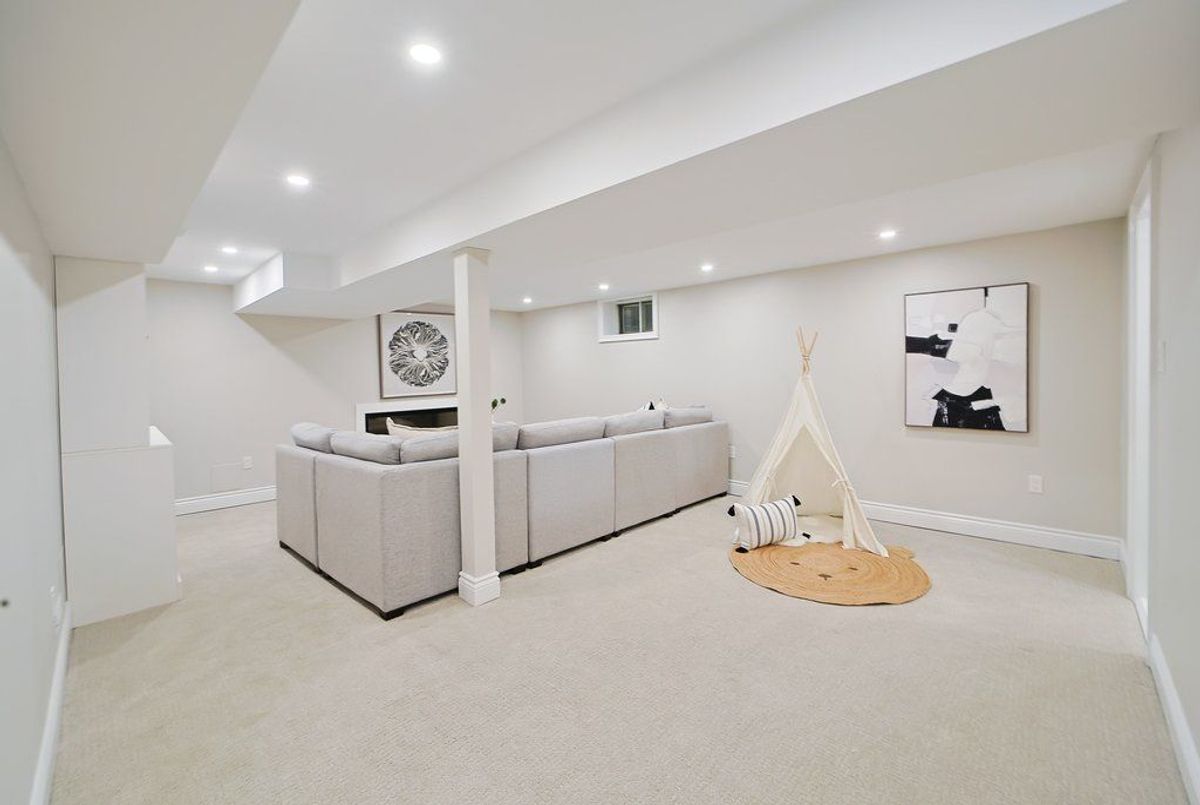 411 The Thicket N/A Mississauga 411 The Thicket N/A Mississauga