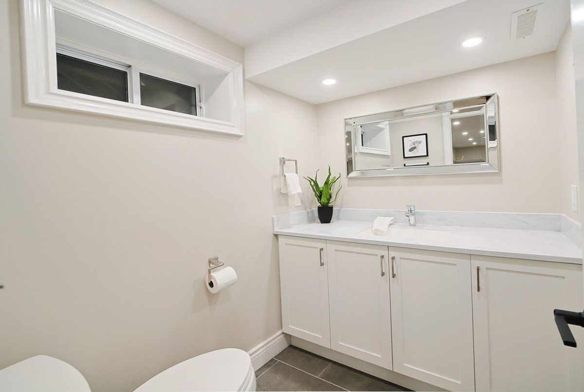 411 The Thicket N/A Mississauga 411 The Thicket N/A Mississauga