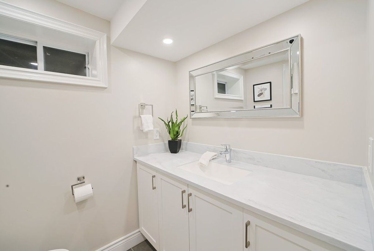 411 The Thicket N/A Mississauga 411 The Thicket N/A Mississauga