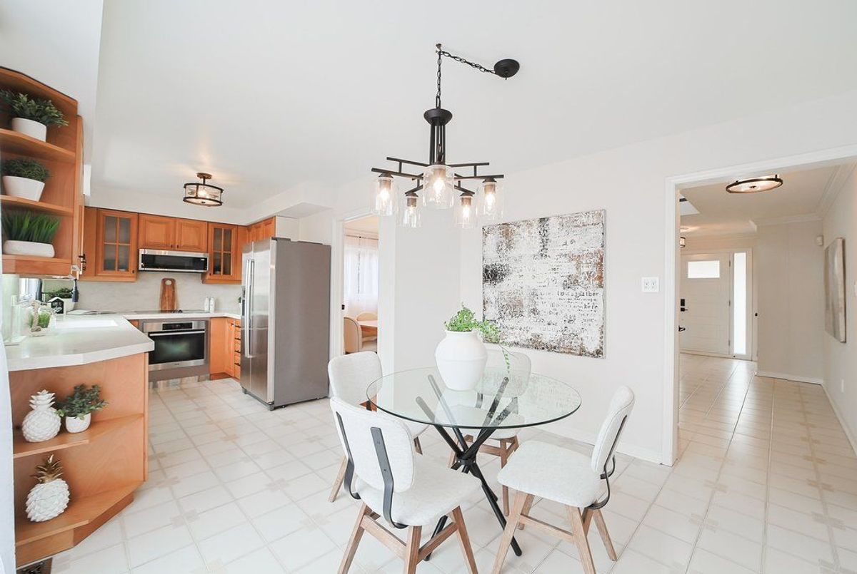 411 The Thicket N/A Mississauga 411 The Thicket N/A Mississauga