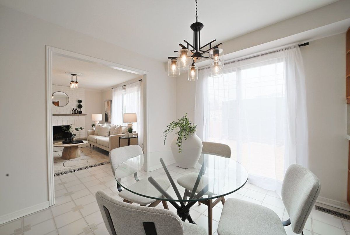 411 The Thicket N/A Mississauga 411 The Thicket N/A Mississauga