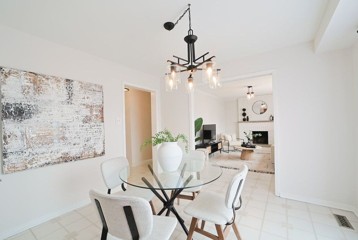 411 The Thicket N/A Mississauga 411 The Thicket N/A Mississauga