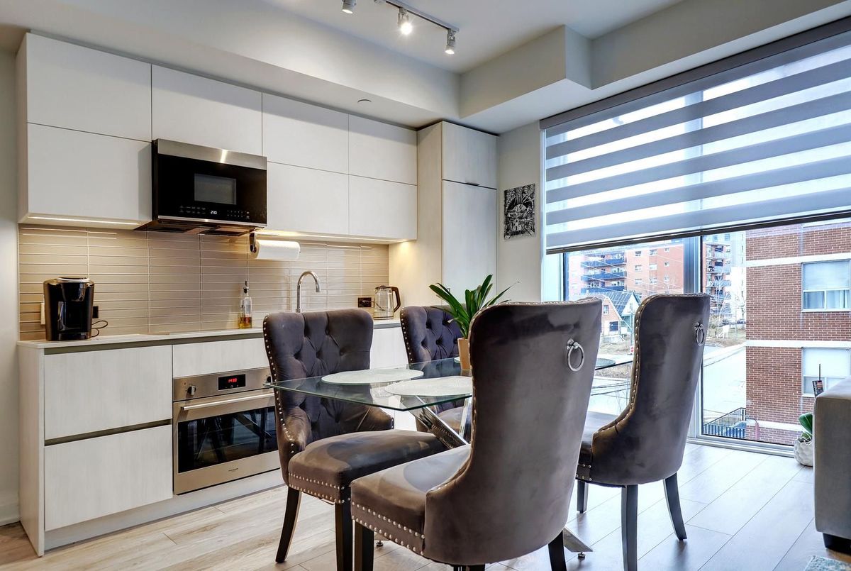 21 Park Street E Mississauga 21 Park Street E Mississauga