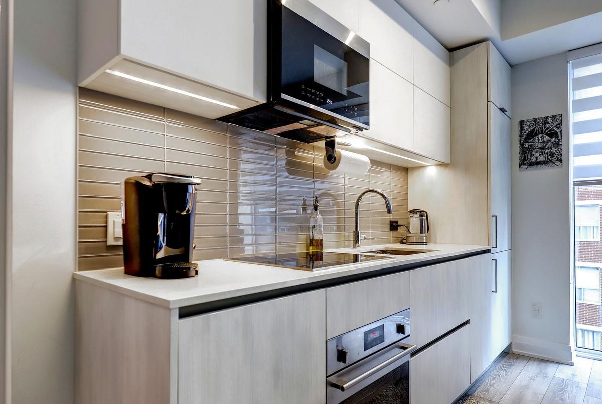 21 Park Street E Mississauga 21 Park Street E Mississauga