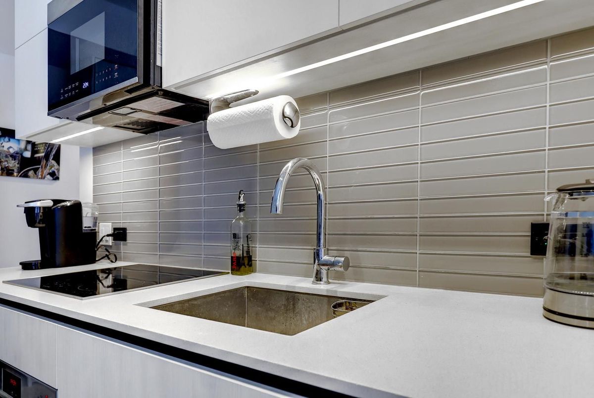 21 Park Street E Mississauga 21 Park Street E Mississauga