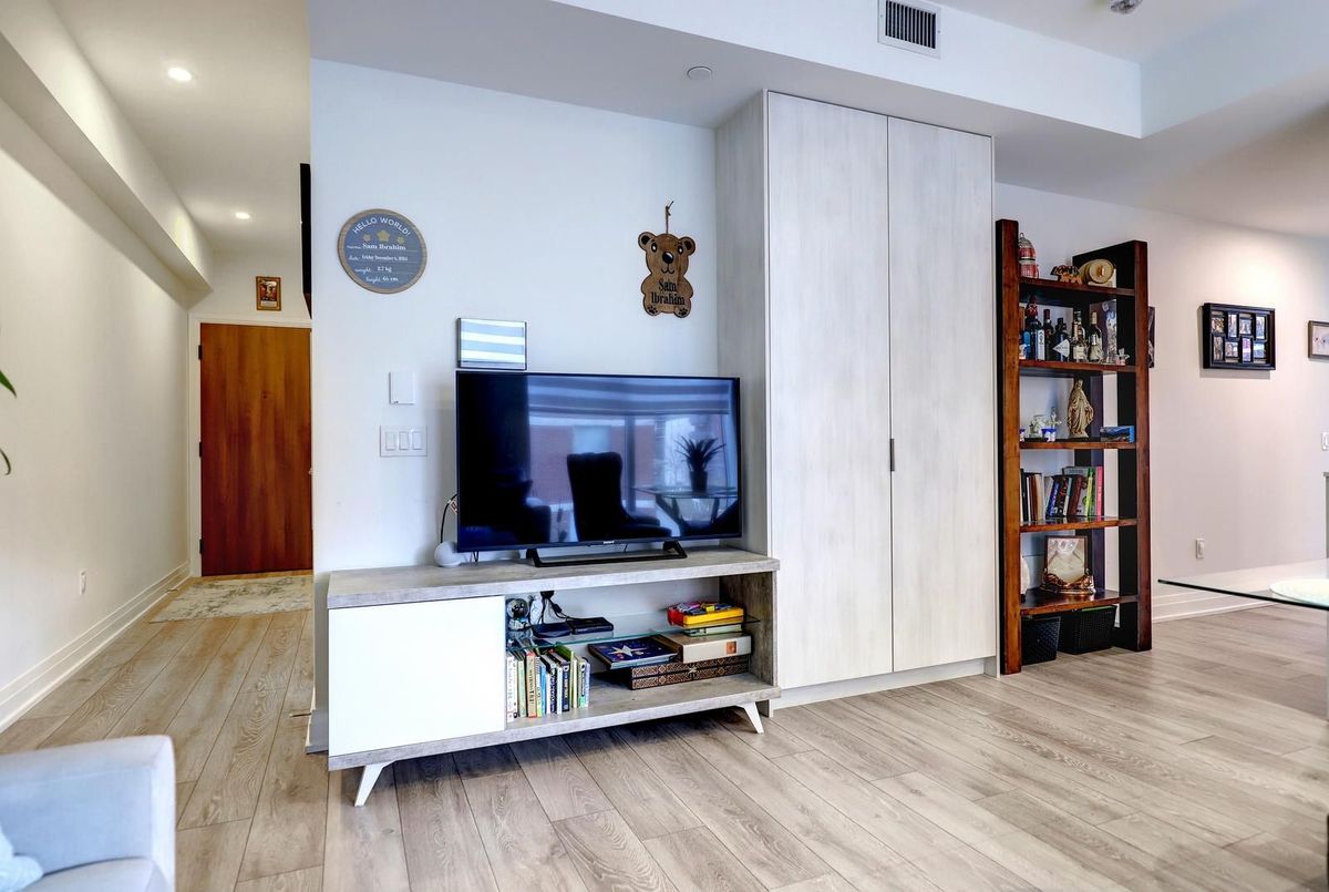 21 Park Street E Mississauga 21 Park Street E Mississauga