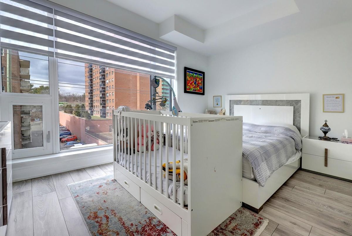 21 Park Street E Mississauga 21 Park Street E Mississauga