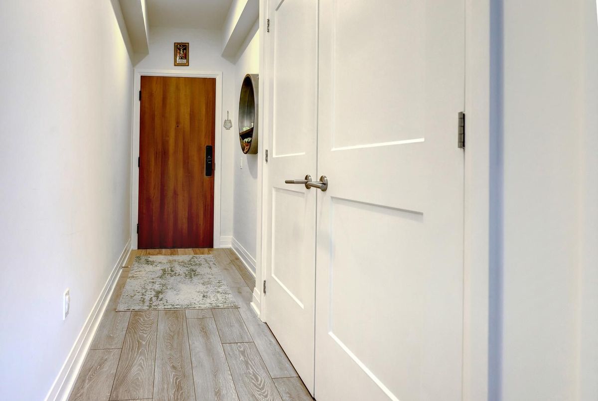 21 Park Street E Mississauga 21 Park Street E Mississauga