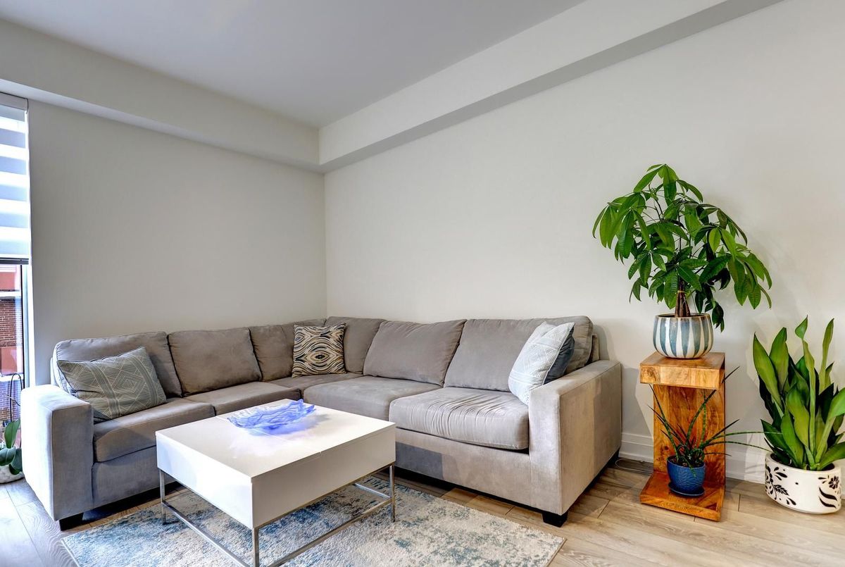 21 Park Street E Mississauga 21 Park Street E Mississauga