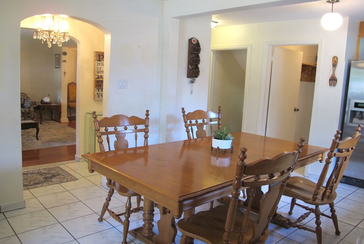 4 Rosalie Avenue Toronto 4 Rosalie Avenue Toronto