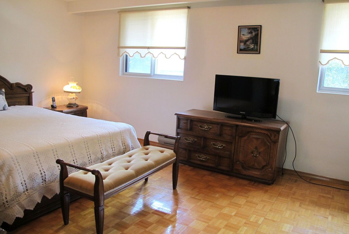 4 Rosalie Avenue Toronto 4 Rosalie Avenue Toronto