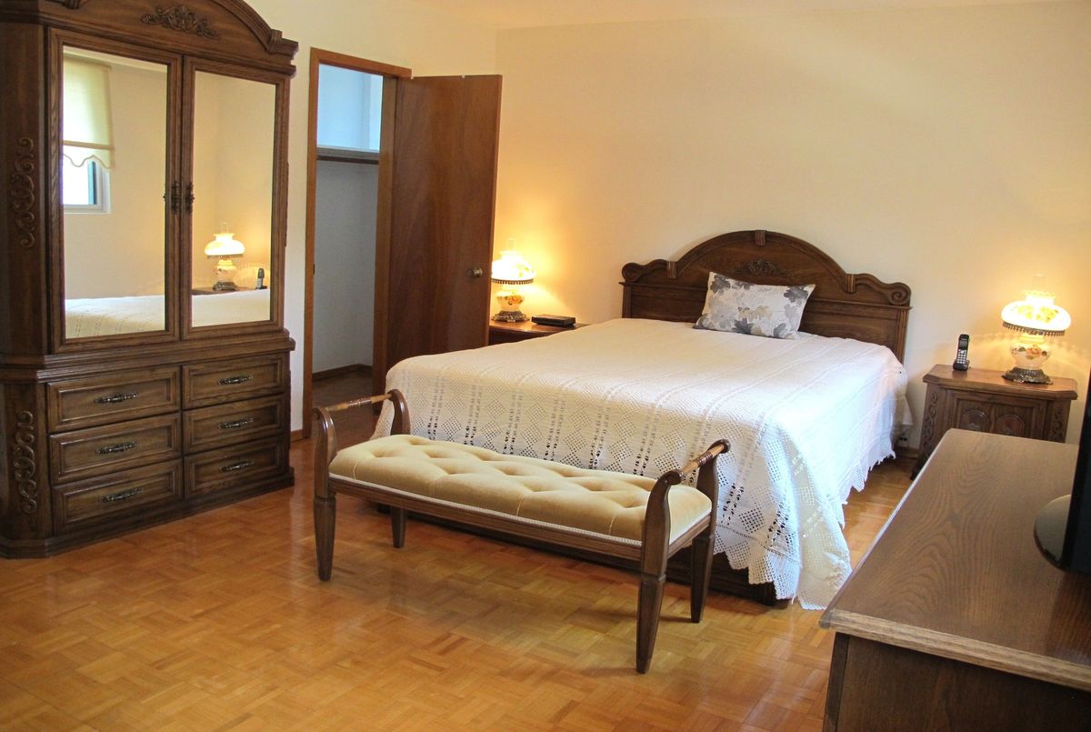 4 Rosalie Avenue Toronto 4 Rosalie Avenue Toronto