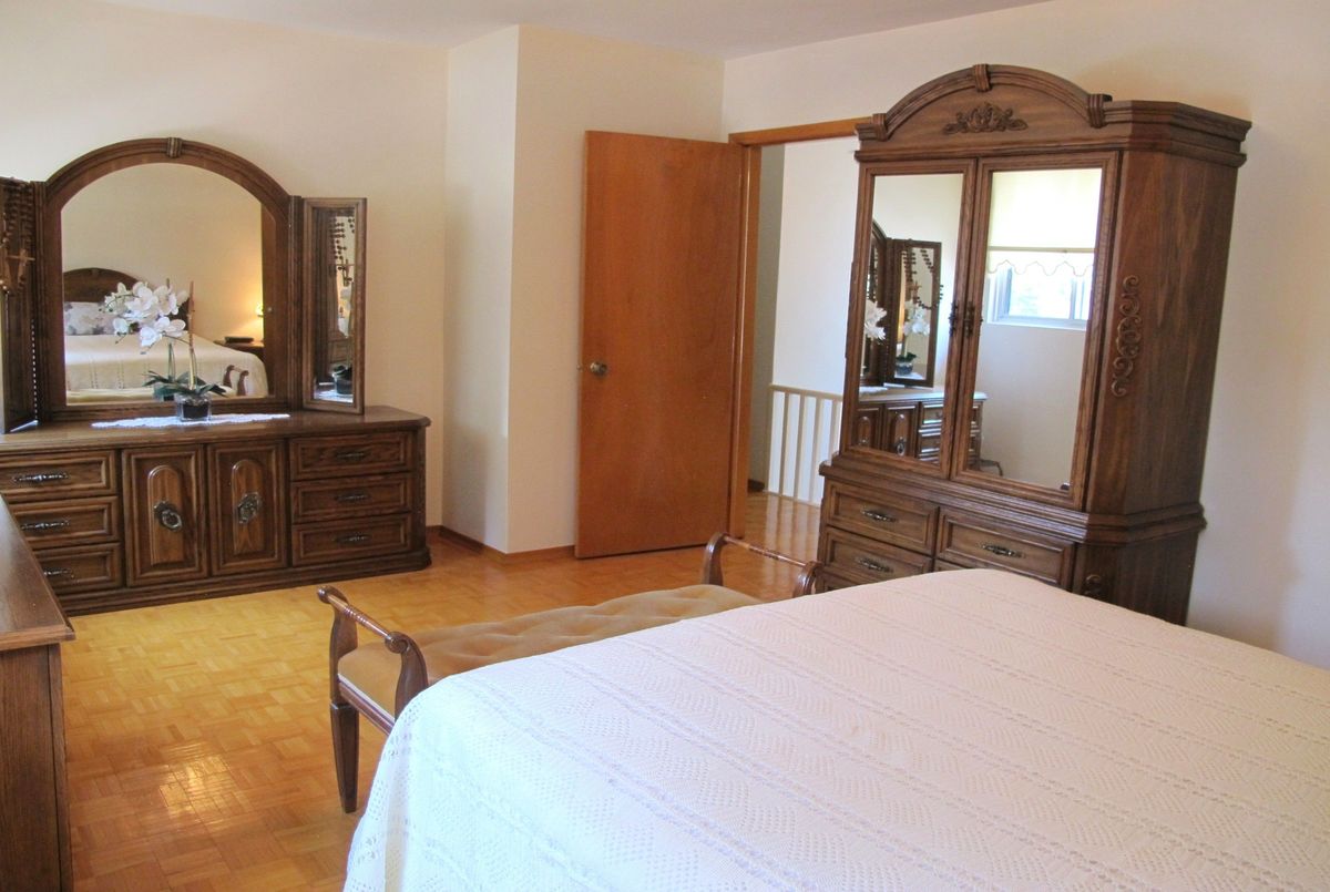 4 Rosalie Avenue Toronto 4 Rosalie Avenue Toronto