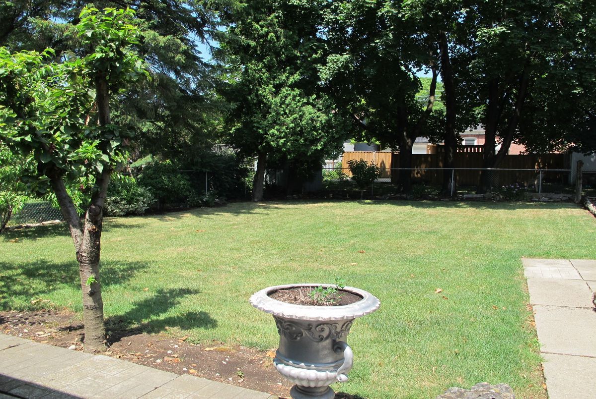 4 Rosalie Avenue Toronto 4 Rosalie Avenue Toronto